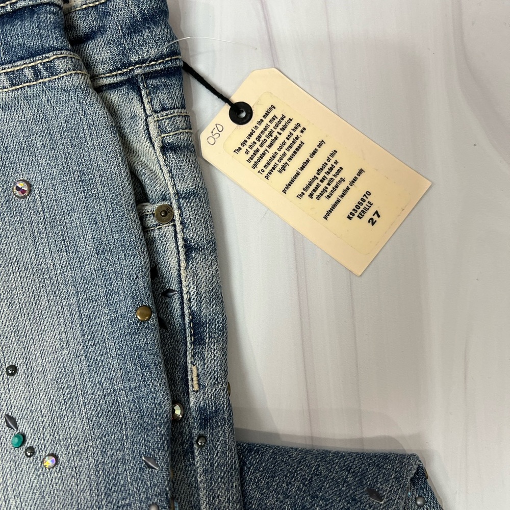 JOEs Size 27 low-mid rise embellished specialty denim